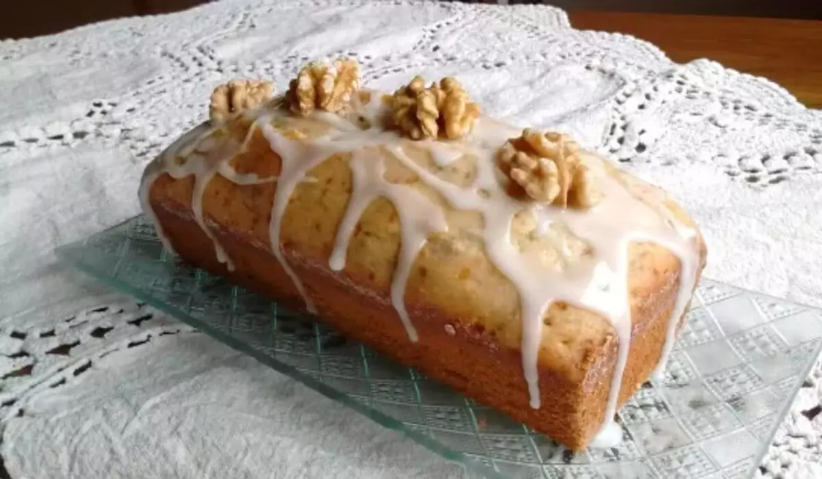 Bolo de Nozes Tradicional à Moda Antiga